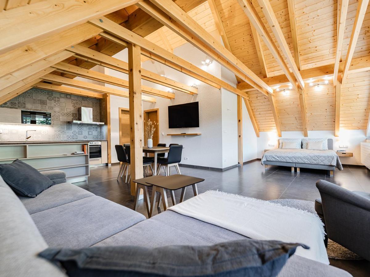 Apartmany Petruska 派克波特斯耐兹库 外观 照片